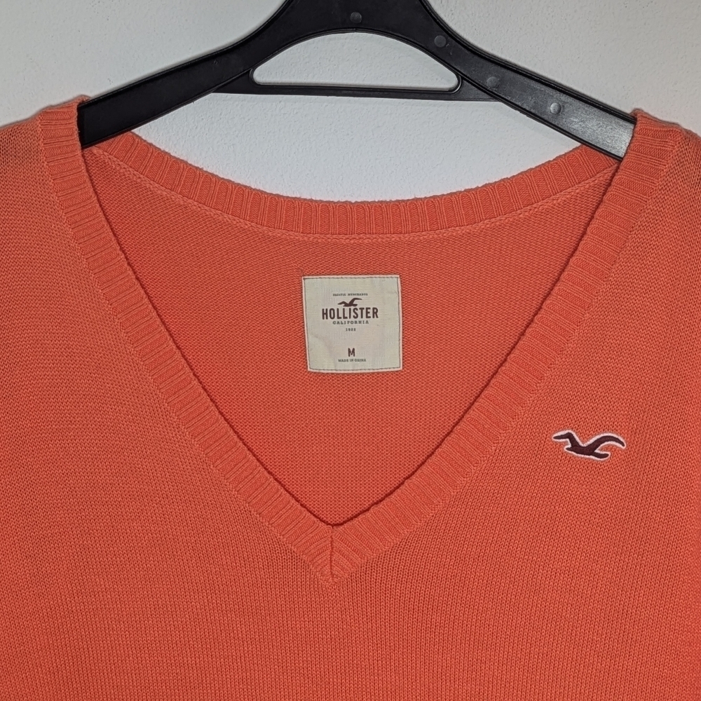 Hollister Women Orange V-Neck Sweater Long Sleeve Logo Hi-Low Size M EUC - Picture 2 of 11